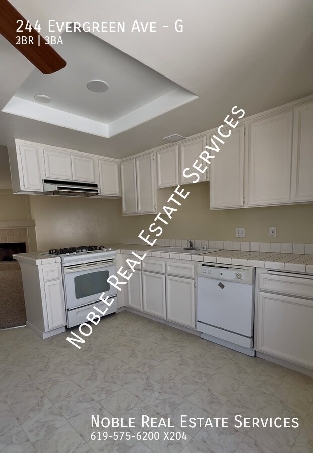 Building Photo - 244 Evergreen Ave