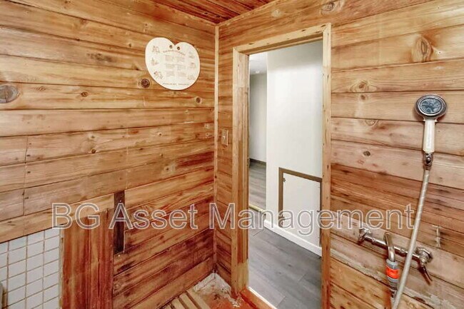 Building Photo - 6606 Aqua Vista Ct