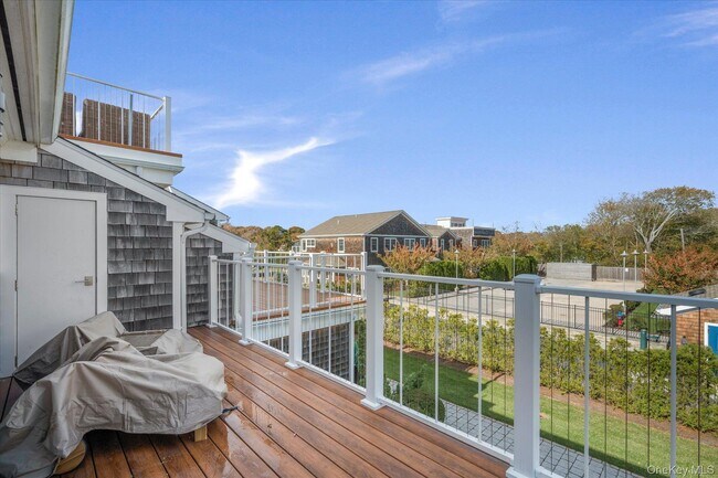 Building Photo - 68 Foster Ave