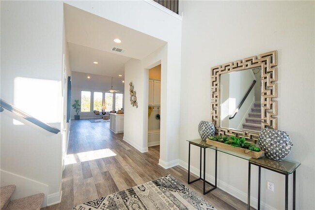Building Photo - 1329 Deering Creek Dr