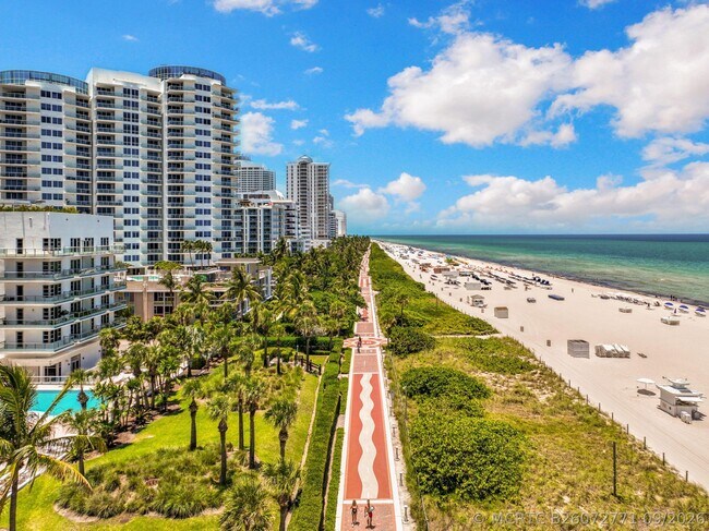 Building Photo - 3710 Collins Ave