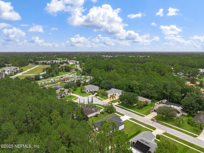 Building Photo - 213 Deportivo Dr