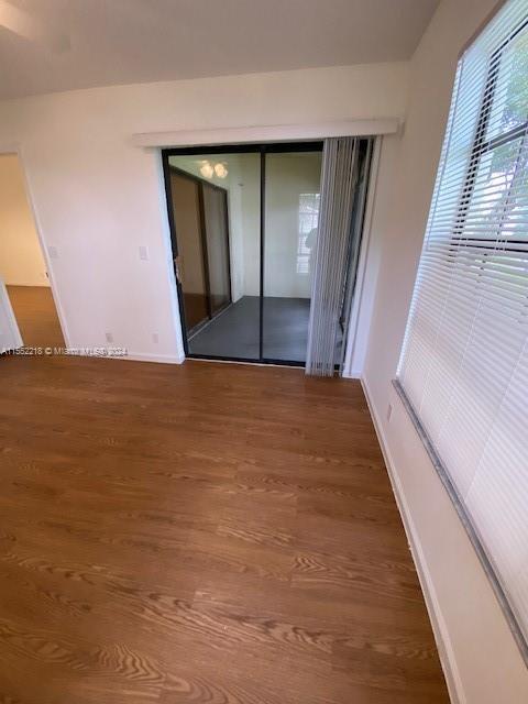 Building Photo - 300 Palmwood Pl