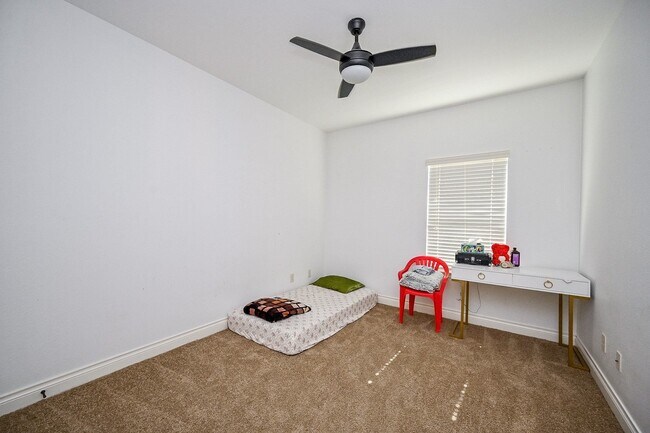 Building Photo - 3707 Brampton Island Dr