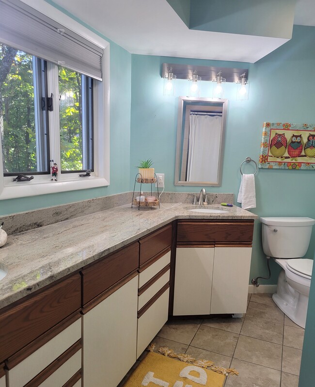 Building Photo - 166 Baltusrol Rd