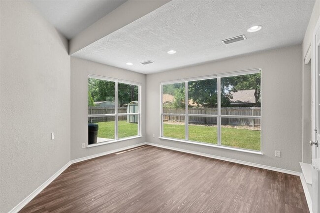 Building Photo - 2900 Brandy Ln