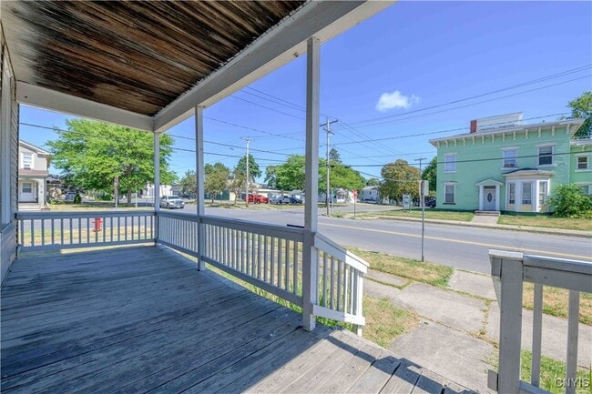 Building Photo - 50 E 4th St