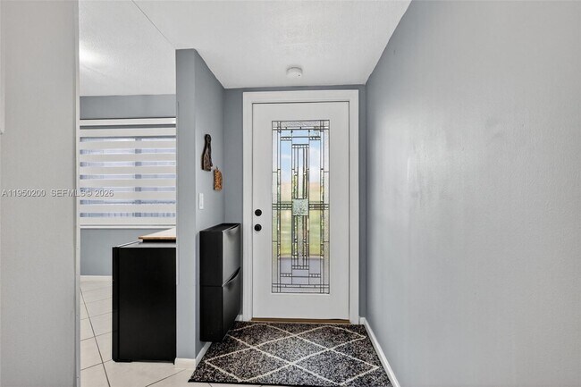 Building Photo - 13100 SW 11th Ct