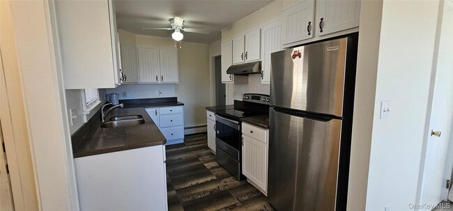 Building Photo - 7975 NY-52