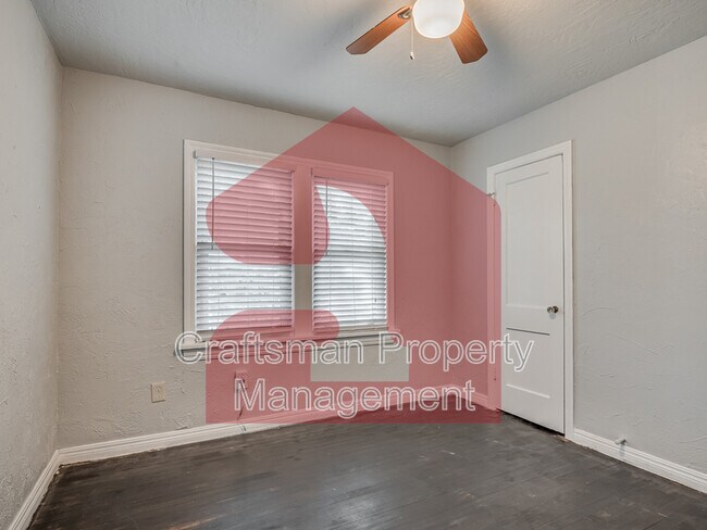 Building Photo - 3132 NW 28th St