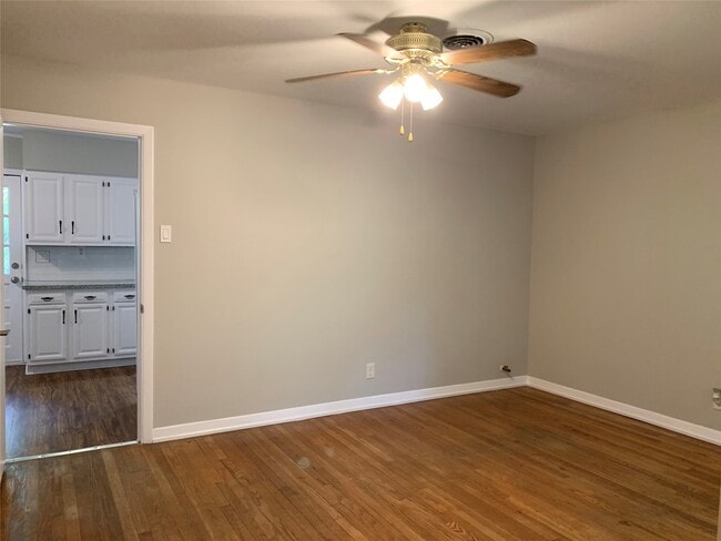 Building Photo - 4423 Warm Springs Rd