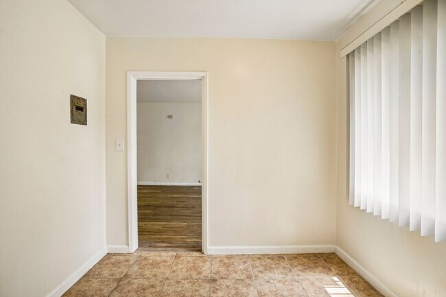 Floorplan - 3867 Potomac Ave.