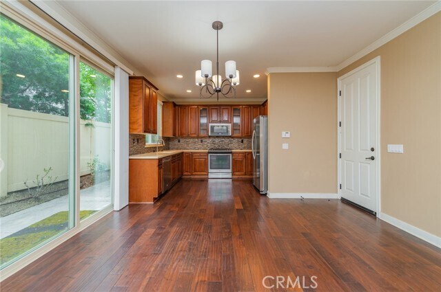 Building Photo - 1351 S Magnolia Ave