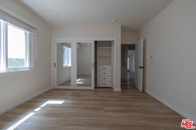 Building Photo - 8351 Zitola Terrace