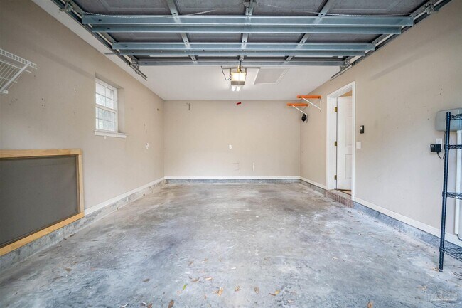 Building Photo - 9150 Stillbridge Ln