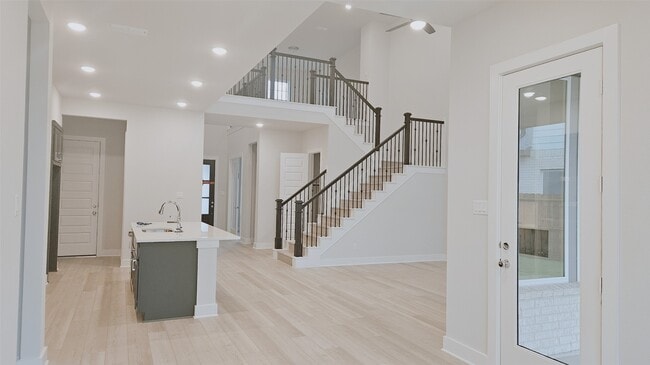 Building Photo - 26018 Maple Bloom Dr
