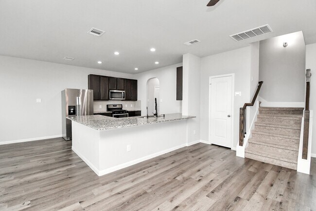 Building Photo - 3206 Alberelli Dr