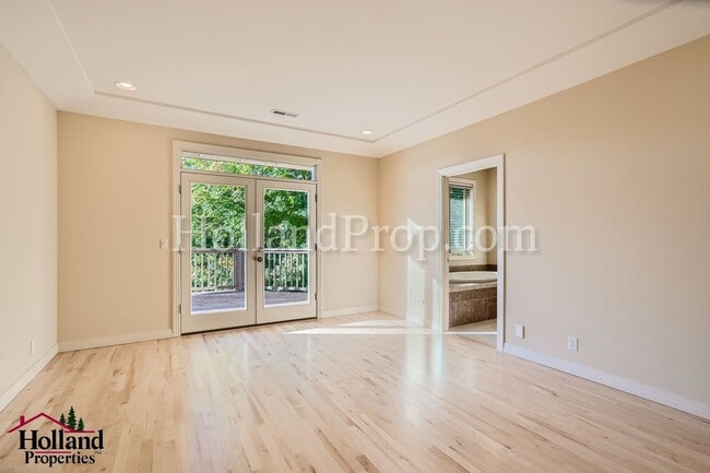 Building Photo - Gorgeous Single Home in Great location!!!