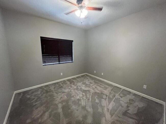 Building Photo - Spacious 4 Beds, 2 Baths Home with POOL in...