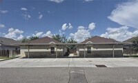 Building Photo - 1309 W Garfield Ave