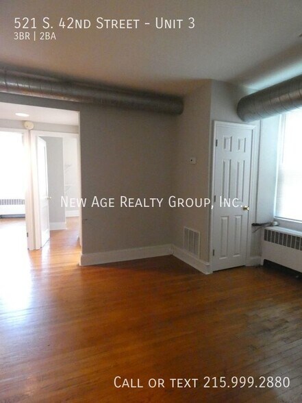 Building Photo - 521 S 42nd St