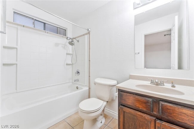 Building Photo - 4744 Denwood Dr