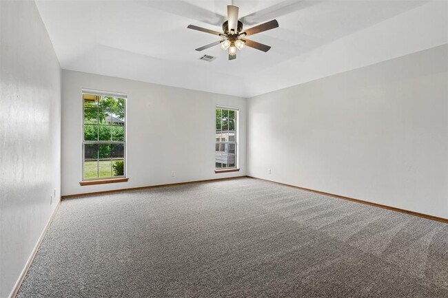 Building Photo - 2725 NW 166th St