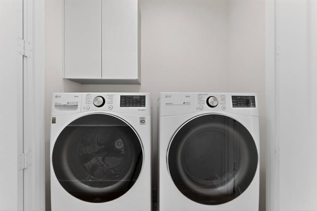 Building Photo - 4920 Lexington Ct