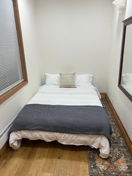 Building Photo - 30 W Etruria St