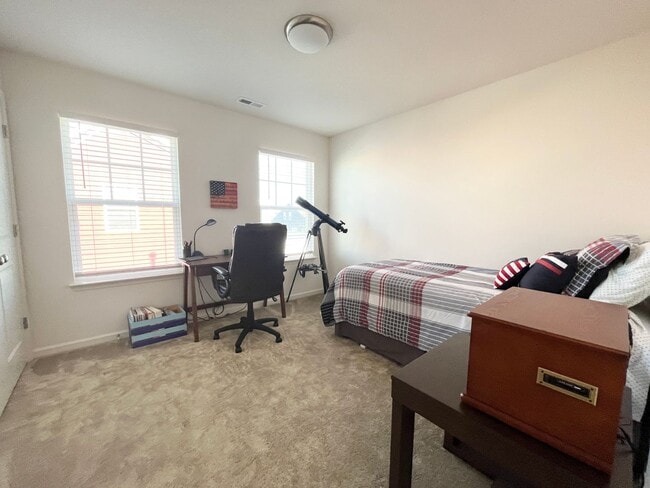 Building Photo - 3428 Crow Pt Wy