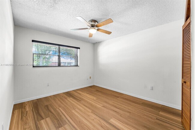 Building Photo - 8131 SW 90th Ave