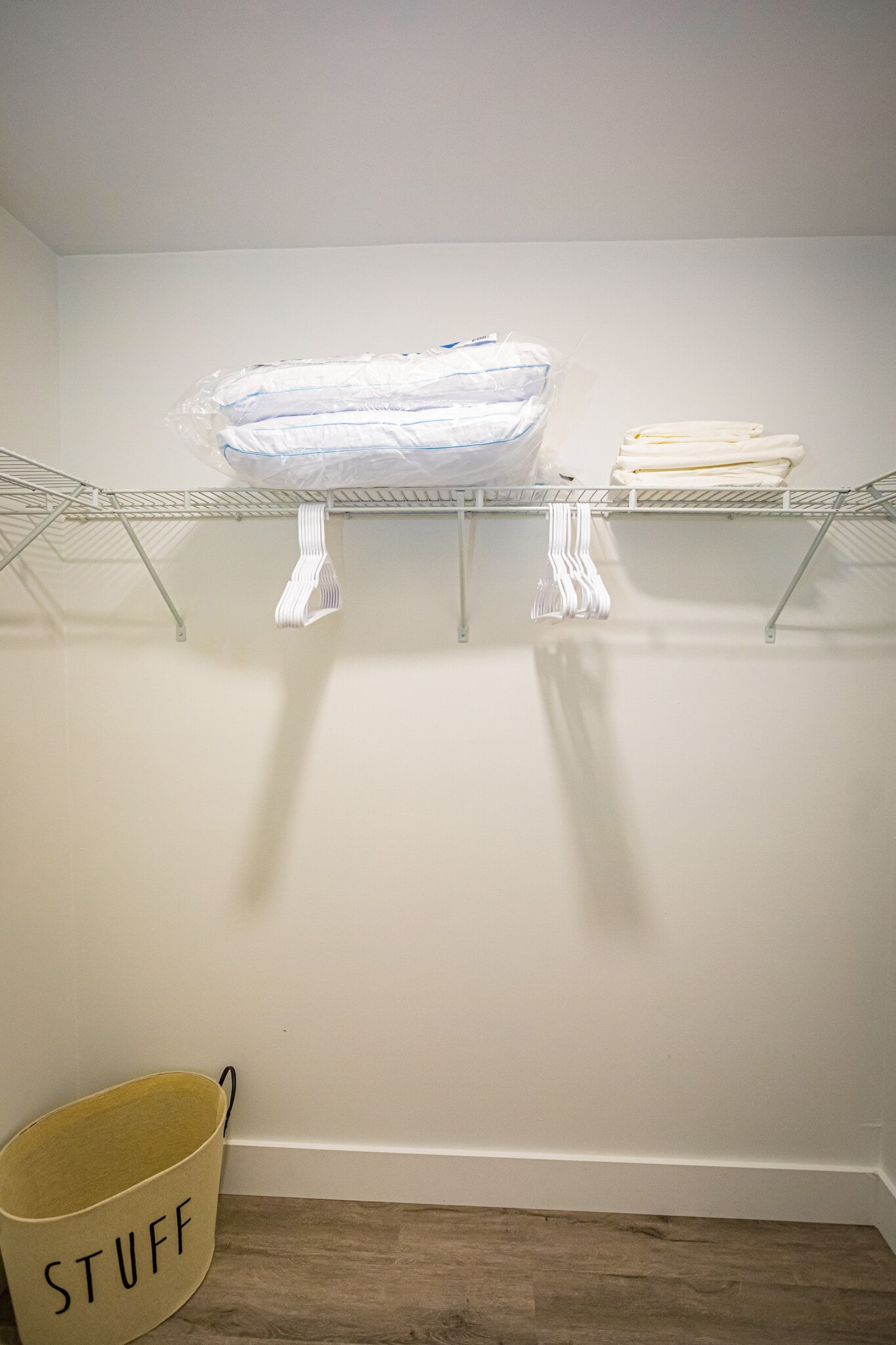 Building Photo - 9341 Green Meadows Way