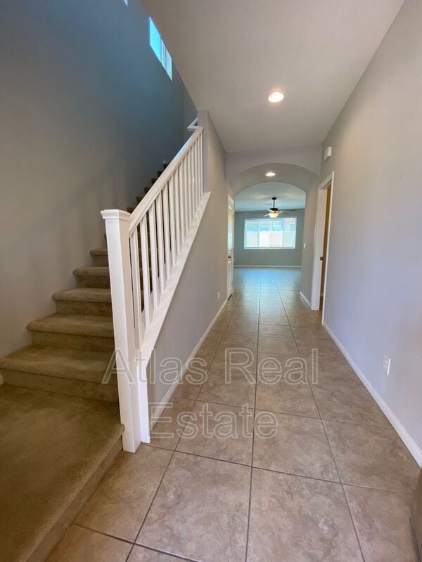 Building Photo - 10455 Skye Knoll Ave