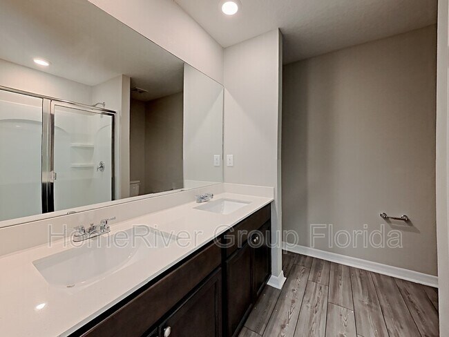 Building Photo - 1904 Michigan Way