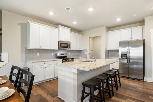 Building Photo - 2117 Firelight Wy