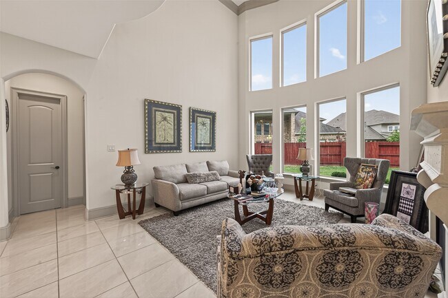 Building Photo - 2515 Avon Gate Ct