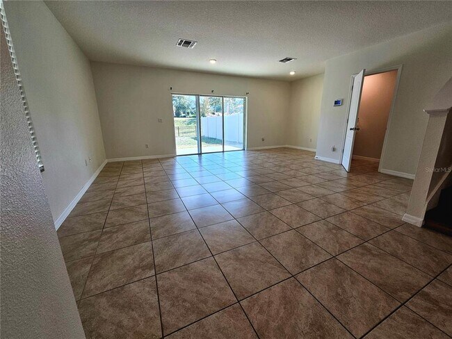 Building Photo - 9022 Wildflower Ln