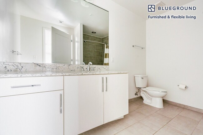 Building Photo - 1255 22nd St NW