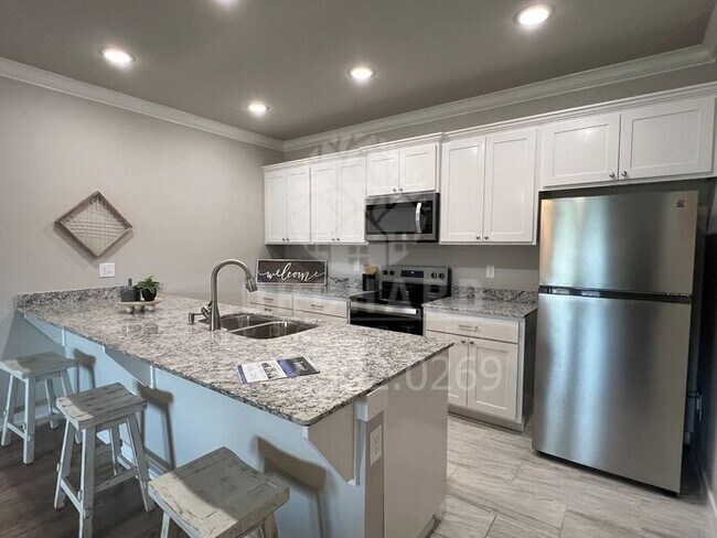 Building Photo - 2/2 | The Hudson at Central Landing