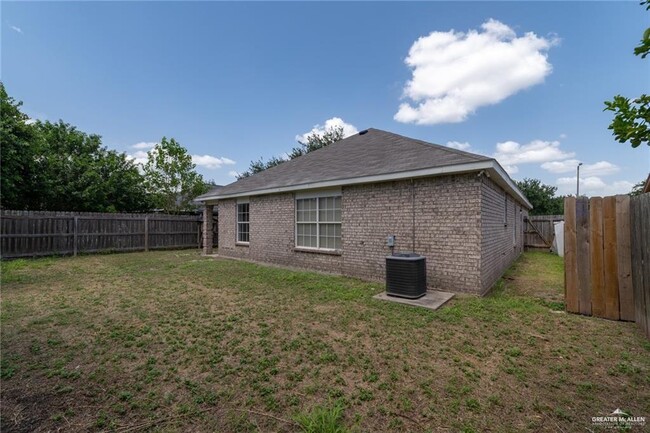 Building Photo - 2717 N 40th St