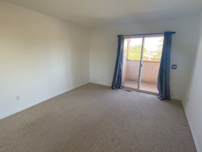 Building Photo - 1627 55th St NW