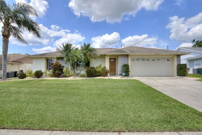 Building Photo - 7725 Indian Ridge Trail N