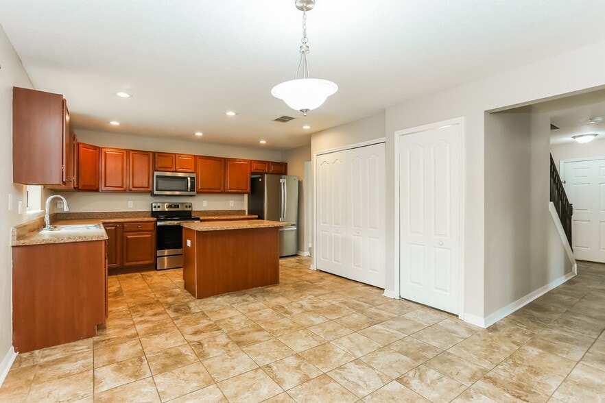 Building Photo - 9350 Caracara Drive