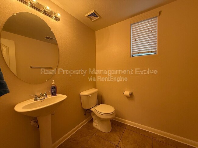 Building Photo - 9854 E Escondido Ave