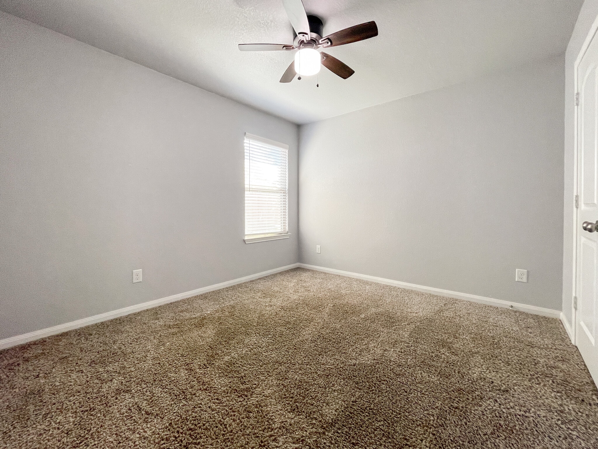 Building Photo - 10265 Driskill Dr