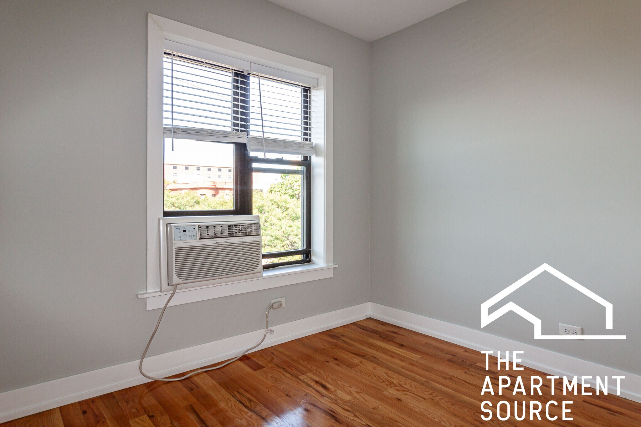 Building Photo - 2907 N Mildred Ave