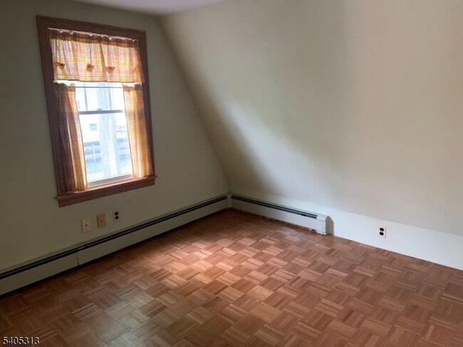 Building Photo - 169 Misty Ln