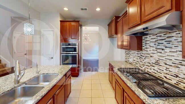 Building Photo - 1055 Enchanted Rock Dr