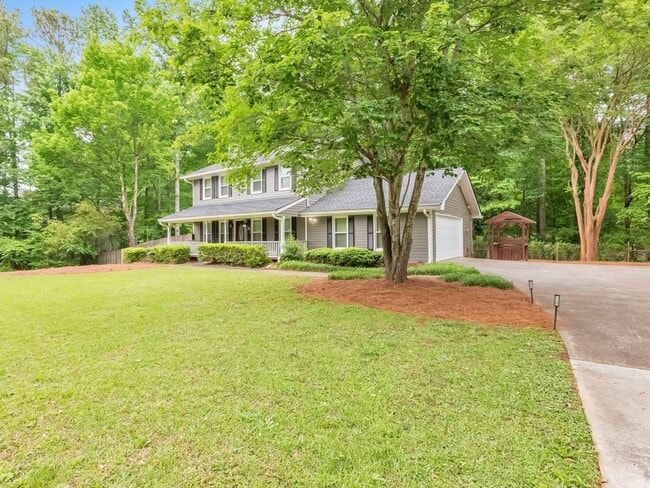 Building Photo - 2980 Hembree Rd NE