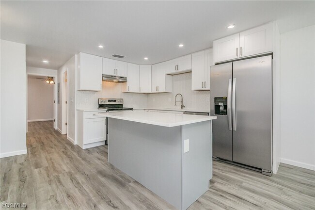 Building Photo - 1300 Estero Blvd